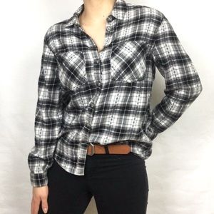 Urban Outfitters | BDG Grey Plaid Flannel